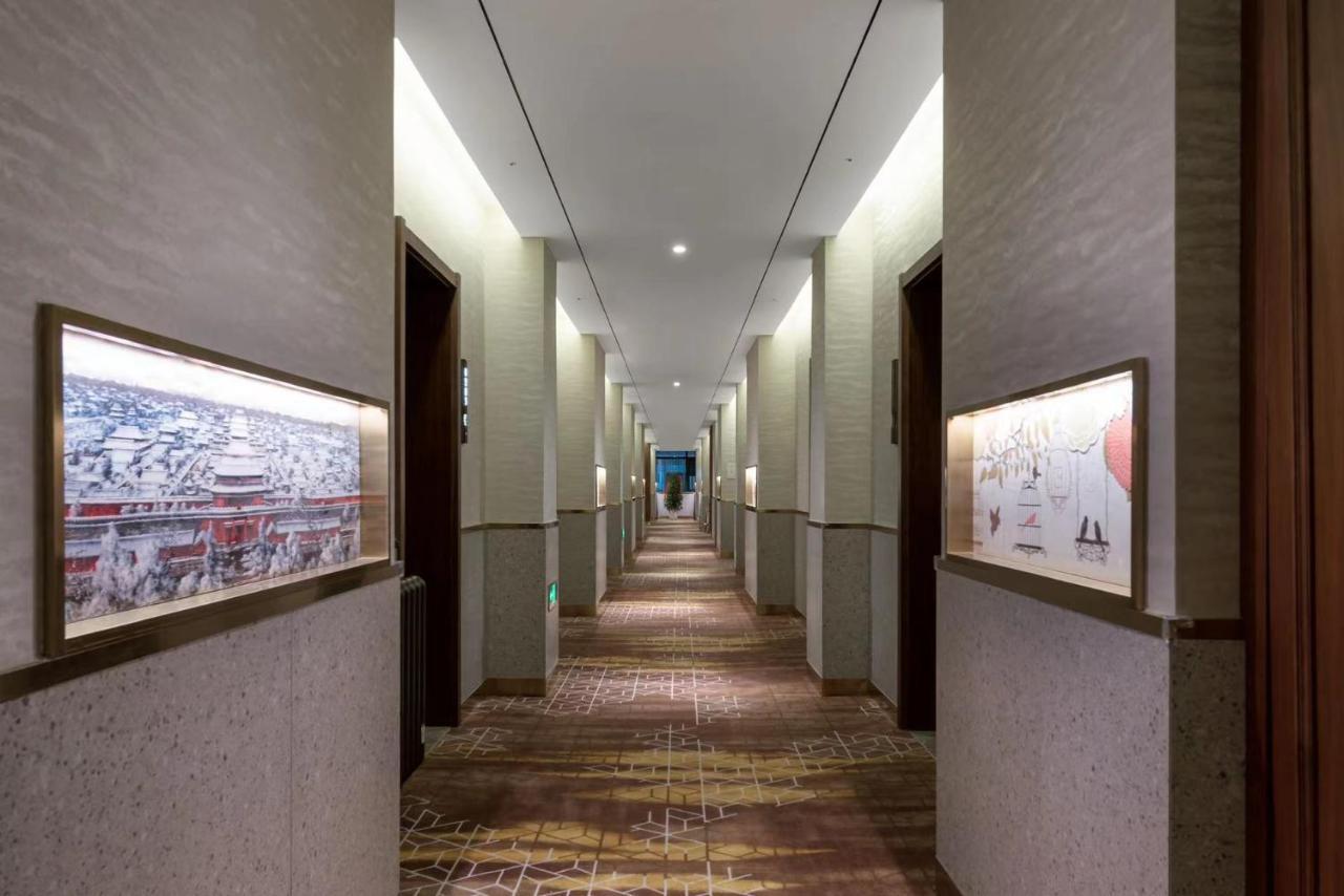 Hotel Nostalgia S Near Xidan Financial Street-central Conservatory Of Music, Tian'anmen Square, The Capital Museum, 10 Minutes Away From West Railway Station, Free Ice Cream, Coffee And Laundry Service 4*